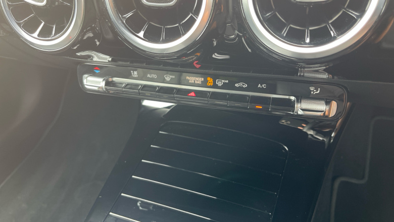 Mercedes-Benz CLA 200 Sport Executive 5dr Tip Auto Petrol Estate